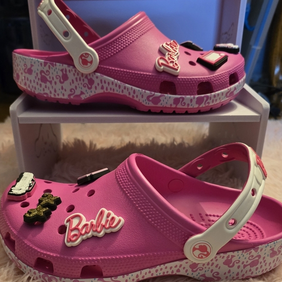 Barbie Crocs Women's size 9 Like New, never worn! - Picture 5 of 15